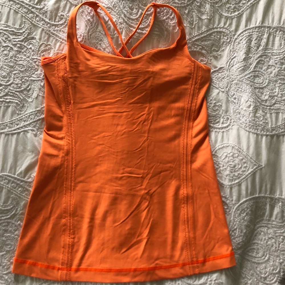 Lululemon tank